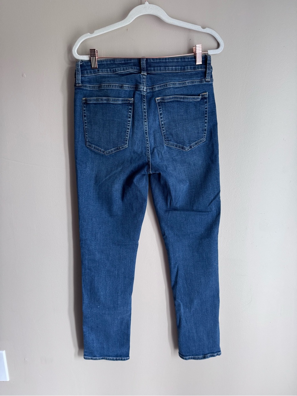 Gap Mid Rise Classic Straight Leg Dark Wash Jeans Stretch Size 10 30 - Picture 4 of 9